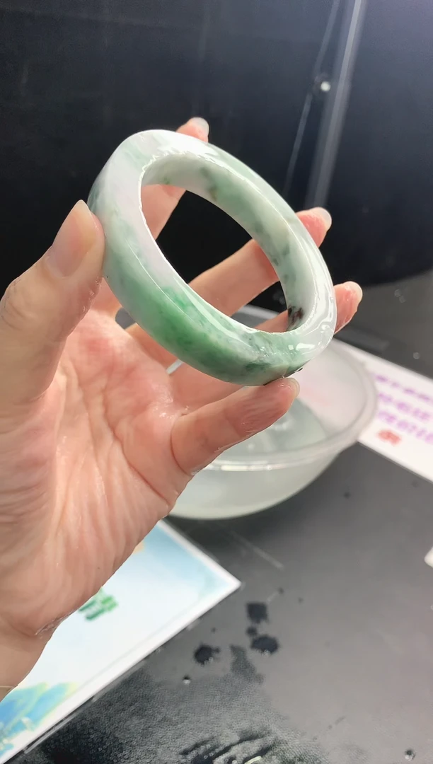 【闪购商品】定制翡翠手镯未镶嵌23 60-63正