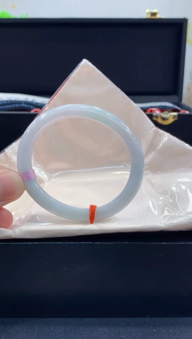 未镶嵌手镯翡翠翡翠手镯