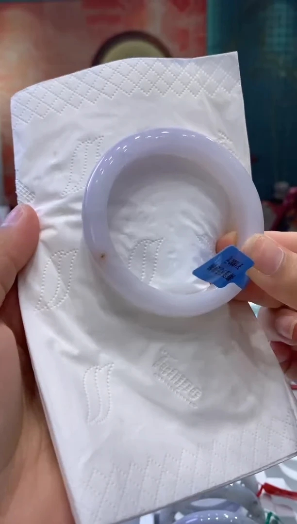 翡翠手镯未镶嵌多人0009419