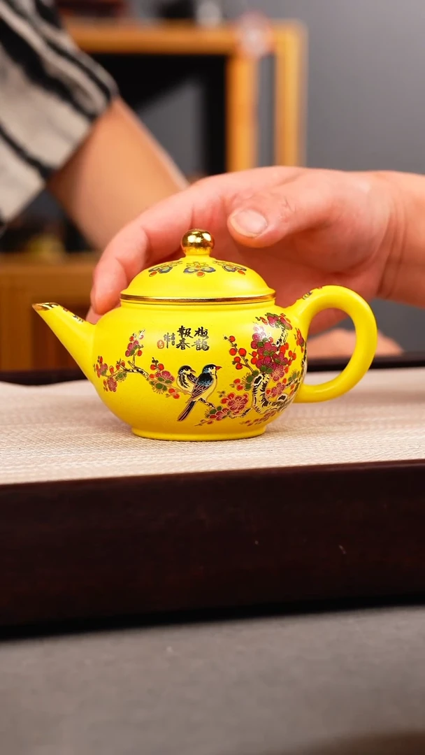 茶壶紫砂黄金泥 水平 喜鹊珐琅彩