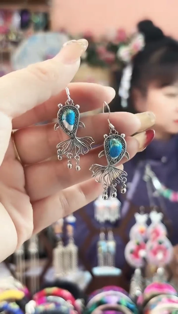 艺枝独绣手工饰品169