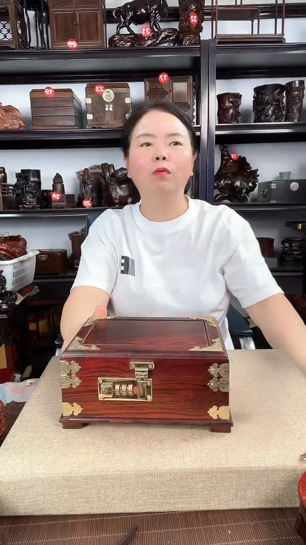 木389老李红木工艺品