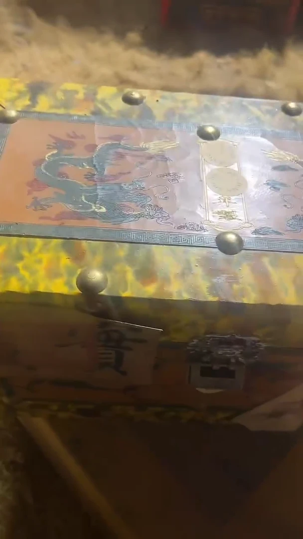 木（1个开封小钉子盒子）