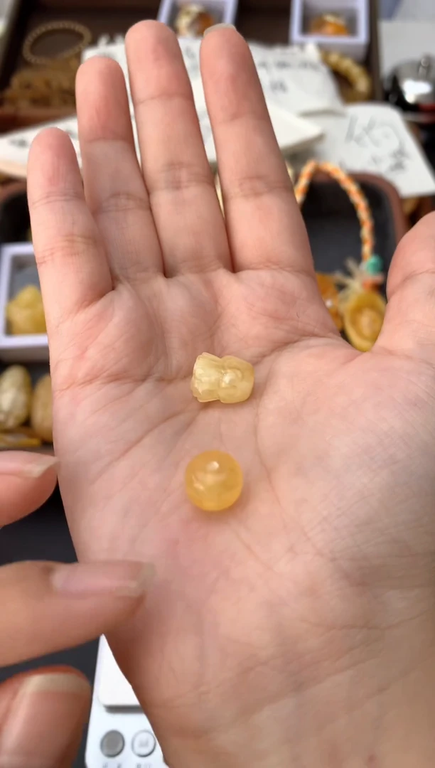 【闪购商品】琥珀珠宝奇石未镶嵌014琥珀蜜蜡两个一起发