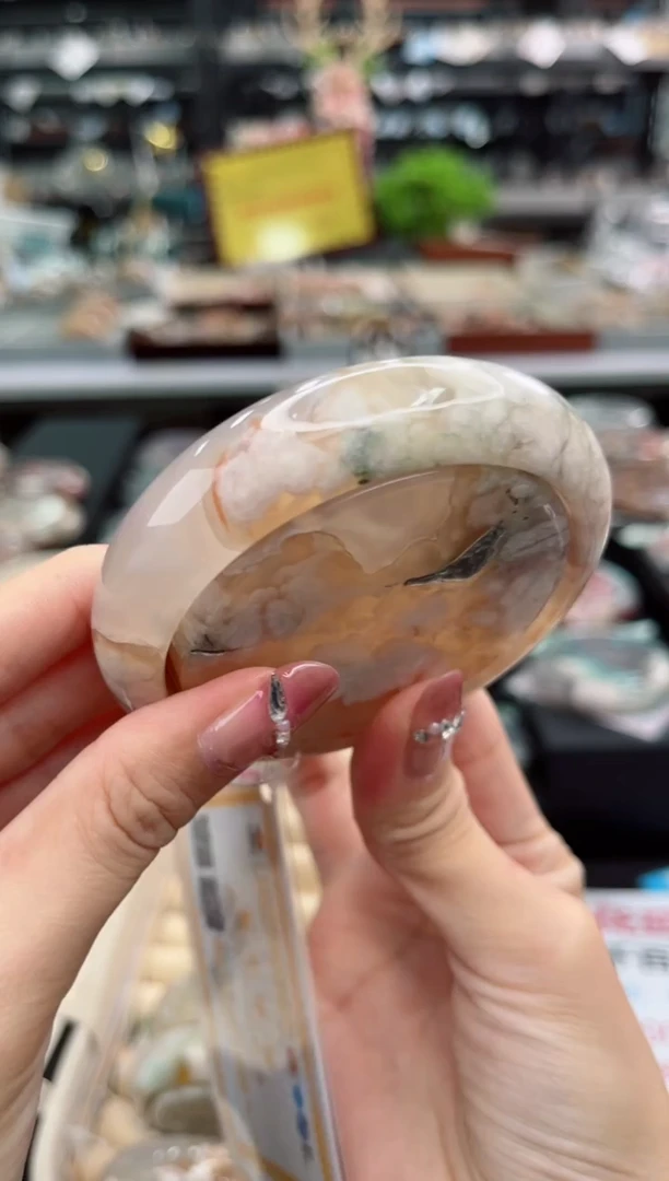 【闪购商品】石英质玉手镯未镶嵌61圈口（赠品镯心）3539437