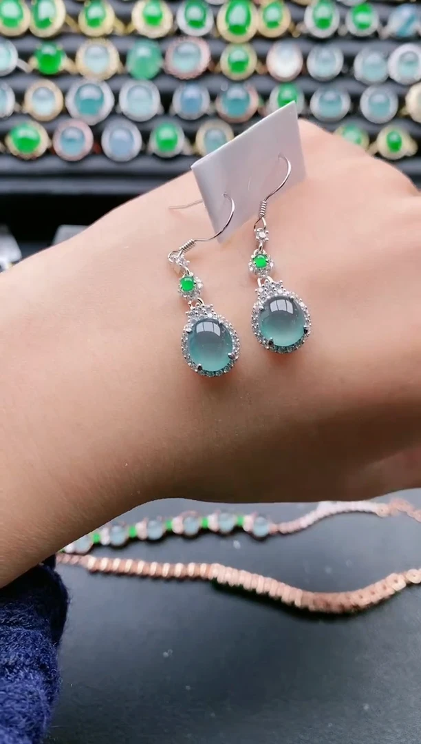 【闪购商品】翡翠戒指银S925镶嵌111111