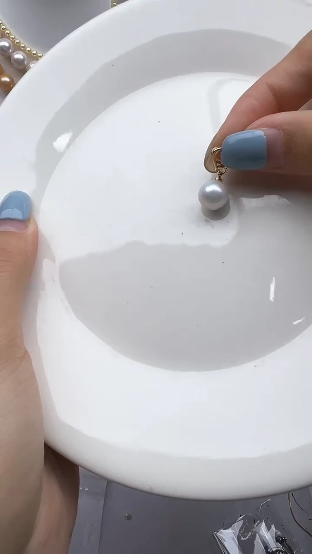 淡水珍珠未镶嵌颈饰1