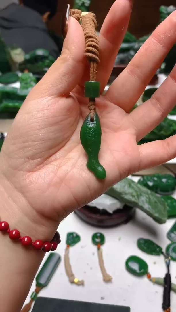 未镶嵌和田玉珠宝半成品2