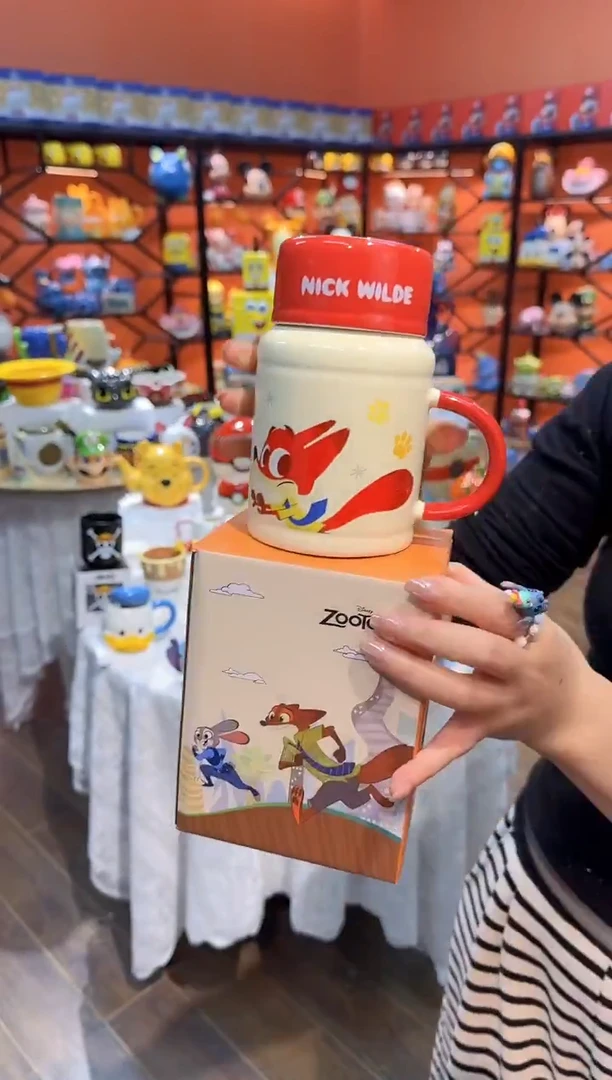 瓷片@@疯狂动物城狐尼克陶瓷带盖圆柱杯