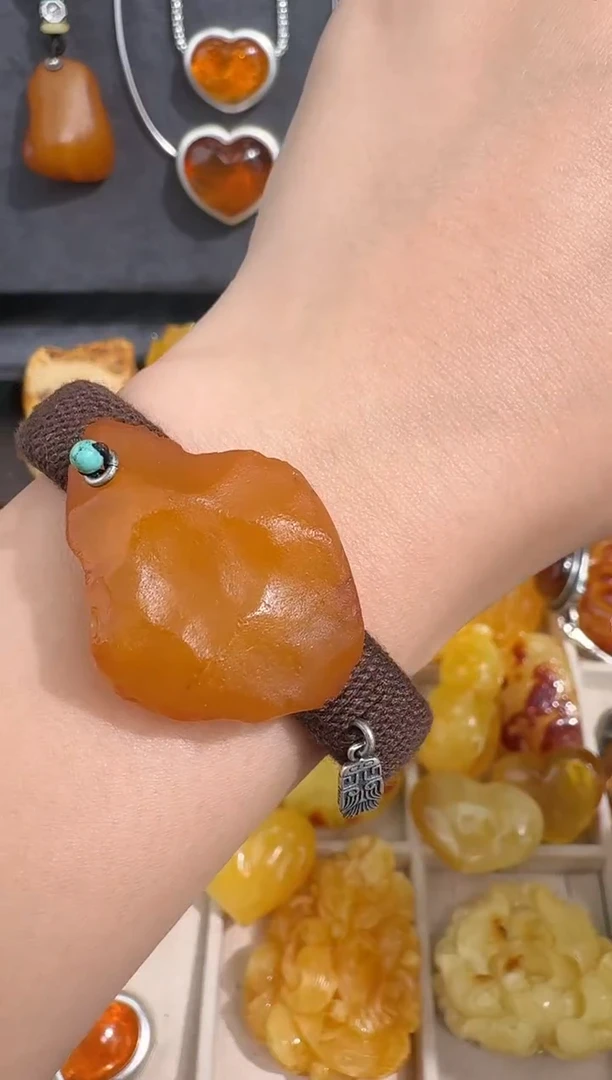 裸石琥珀未镶嵌琥珀