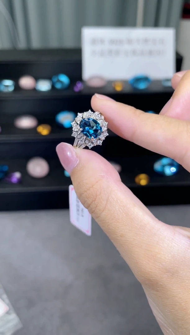 银S925镶嵌戒指托帕石天然宝石