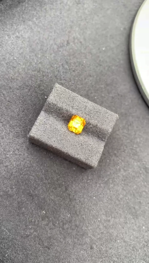 裸石彩色蓝宝石2ct黄蓝宝 AE 定制
