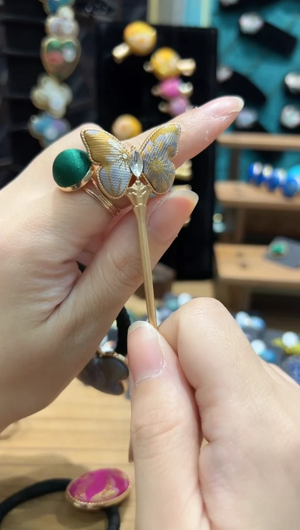 【闪购商品】【孤品车2.22】金雏菊蝴蝶发簪孤品