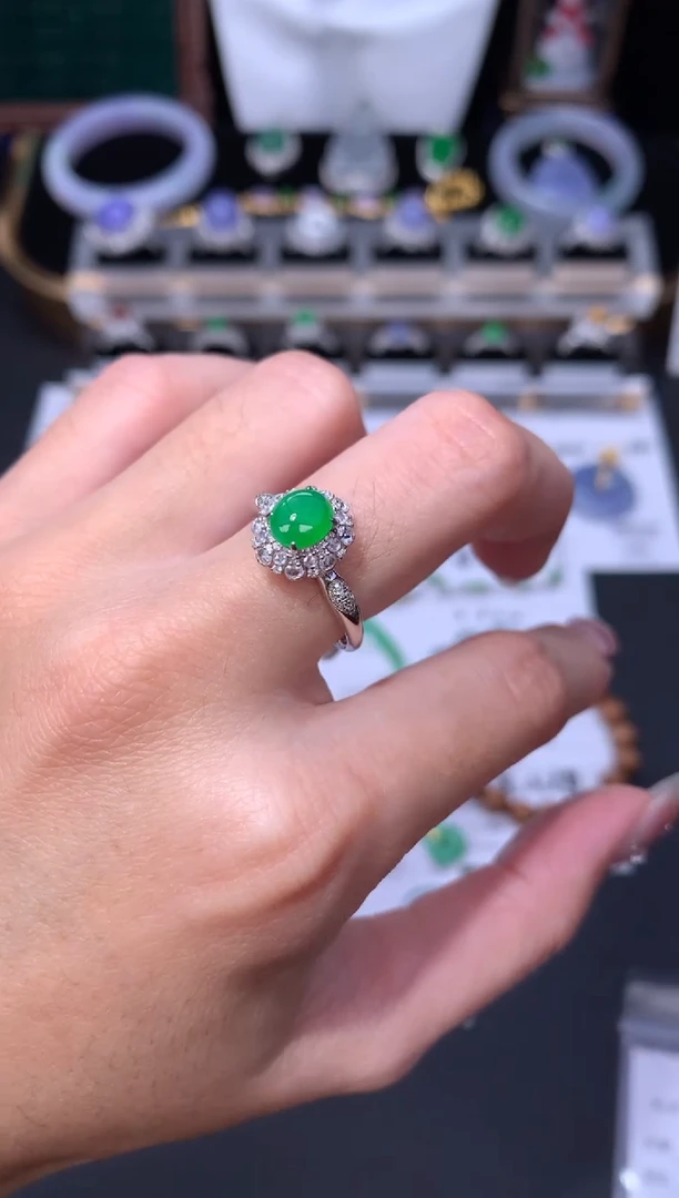 18K金镶嵌定制翡翠48小时鉴赏期 退货不扣服务费