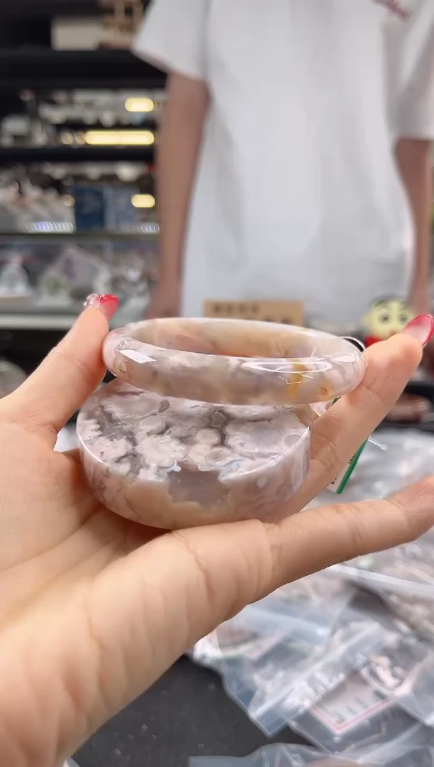 未镶嵌手镯石英质玉62--65圈口（赠品镯心）1885901