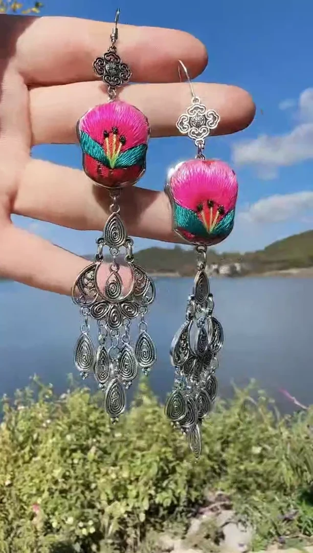 织绣手工苗绣刺绣饰品16