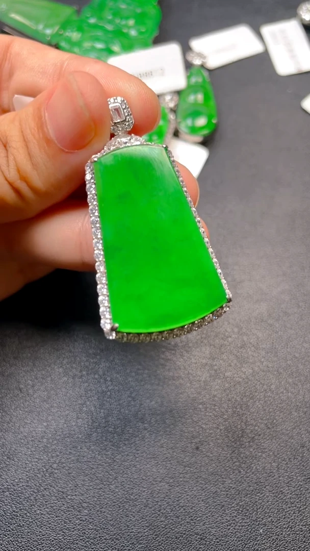 吊坠(不含链)银S925镶嵌翡翠吊坠