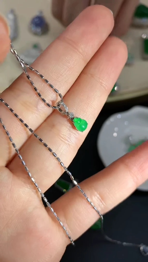 【闪购商品】翡翠吊坠(不含链)18K金镶嵌A27|多样性发其一980