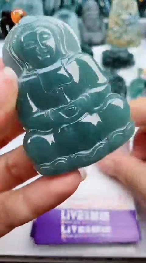 翡翠未镶嵌颈饰