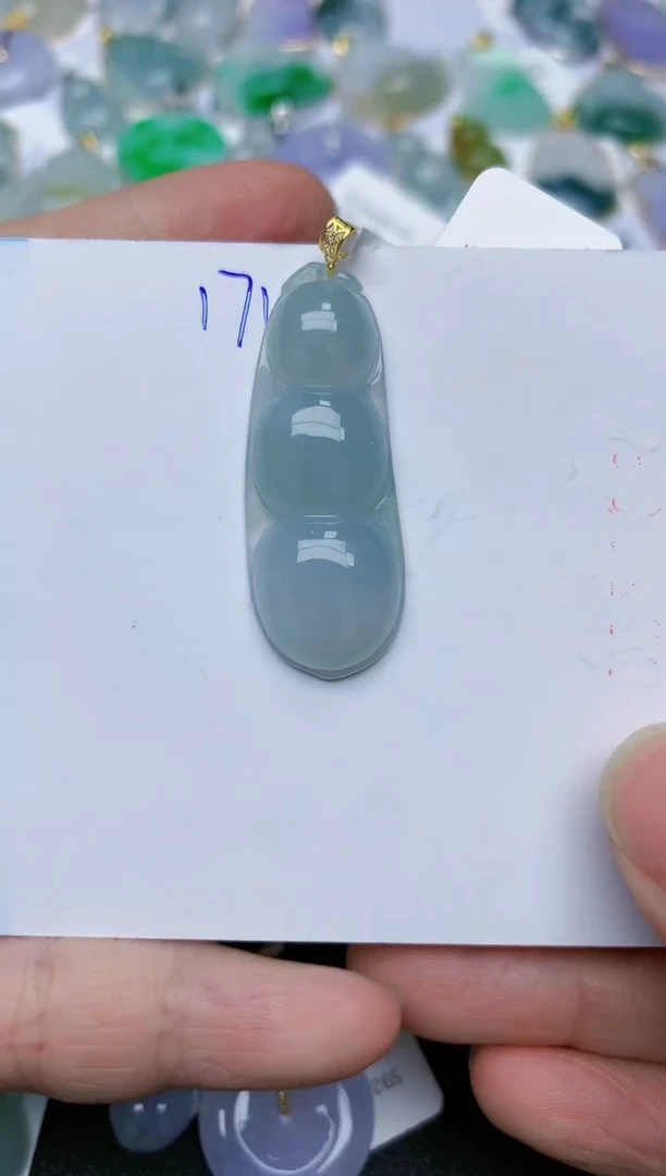 【闪购商品】翡翠颈饰18K金镶嵌天然翡翠A货    