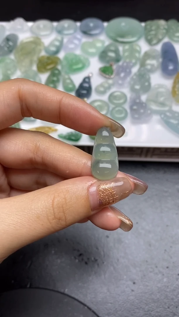 【闪购商品】定制翡翠未镶嵌翡翠毛货~