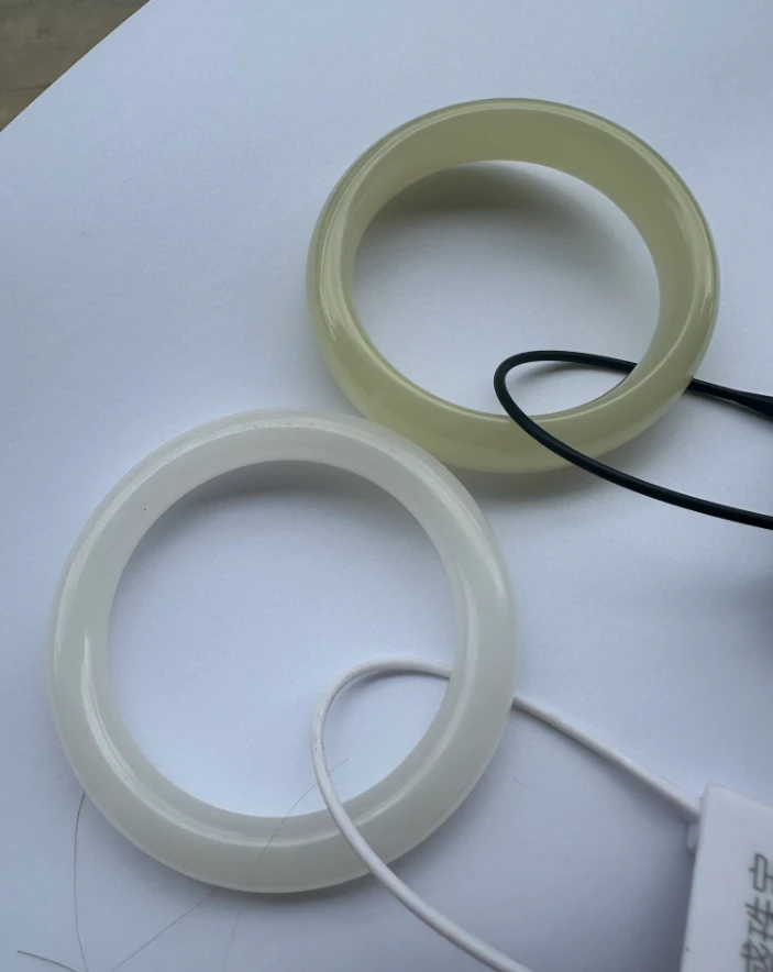 天然玉石 暖黄色冰透玉手镯 多样性发货 拍一发一Q184