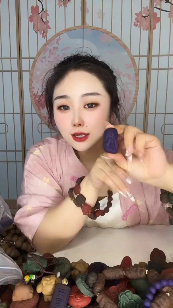 泥塑九紫东方四不扎基1个