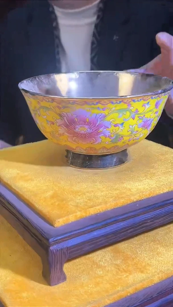 【闪购商品】瓷片118F现代工艺品一个