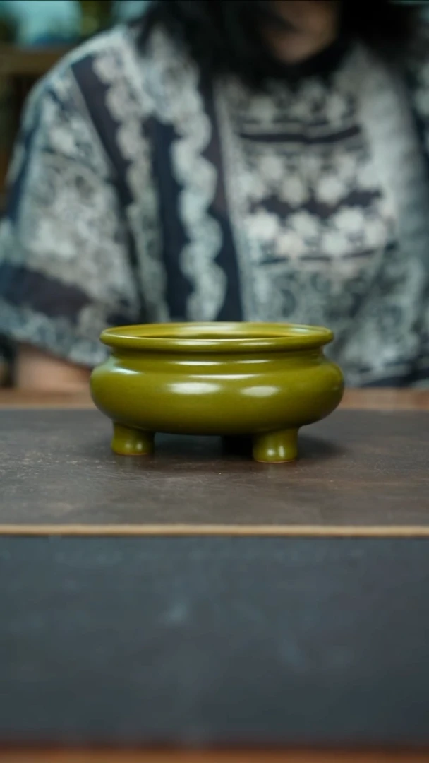 杯景德镇茶叶末鬲式炉