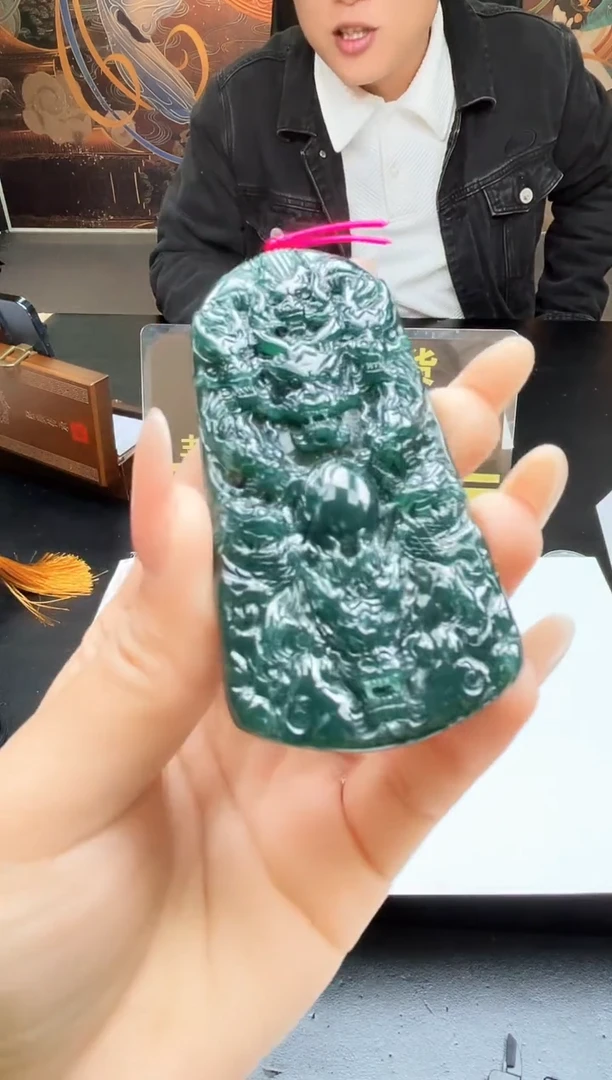 颈饰未镶嵌翡翠多样性发其一