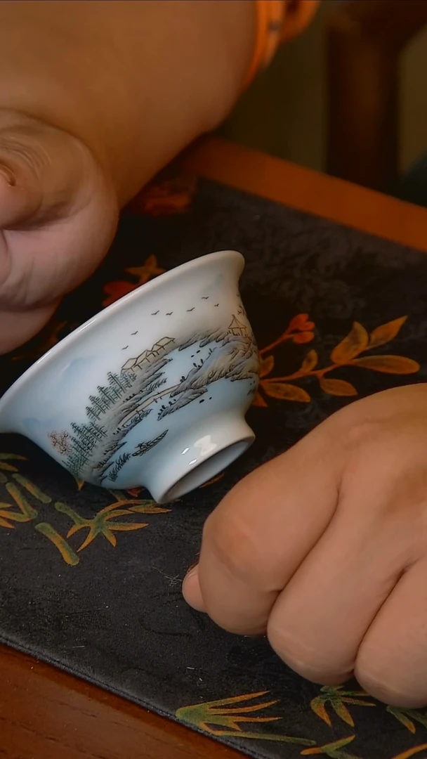 杯手工手绘杯杯很美丽