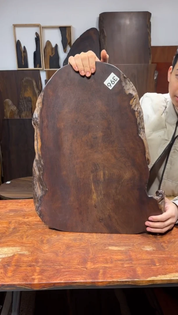 风车木（黑檀木）尺寸57*40*2.5编号396