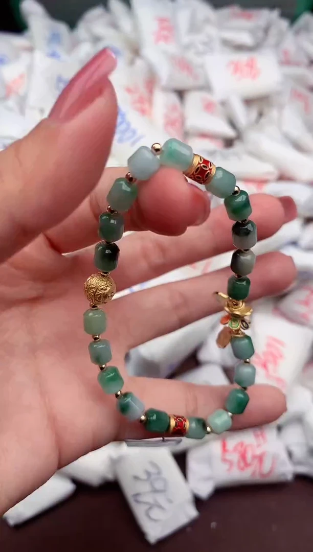 【闪购商品】翡翠手串未镶嵌 一