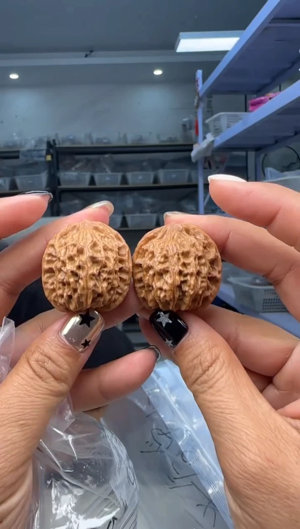 文玩核桃把件34平底