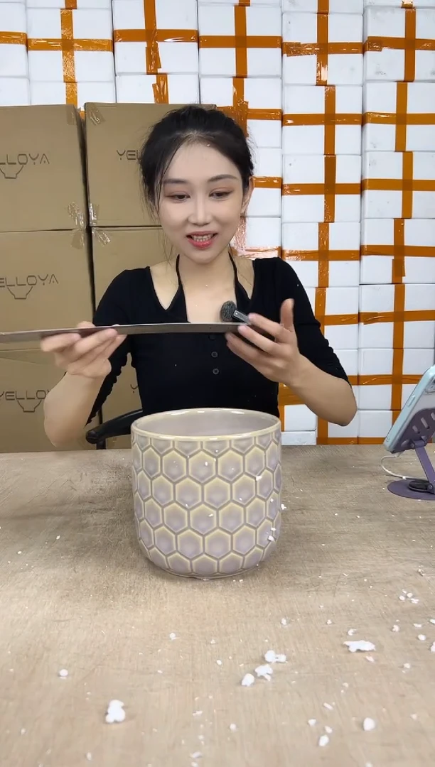 浮雕菱形淡紫15x14