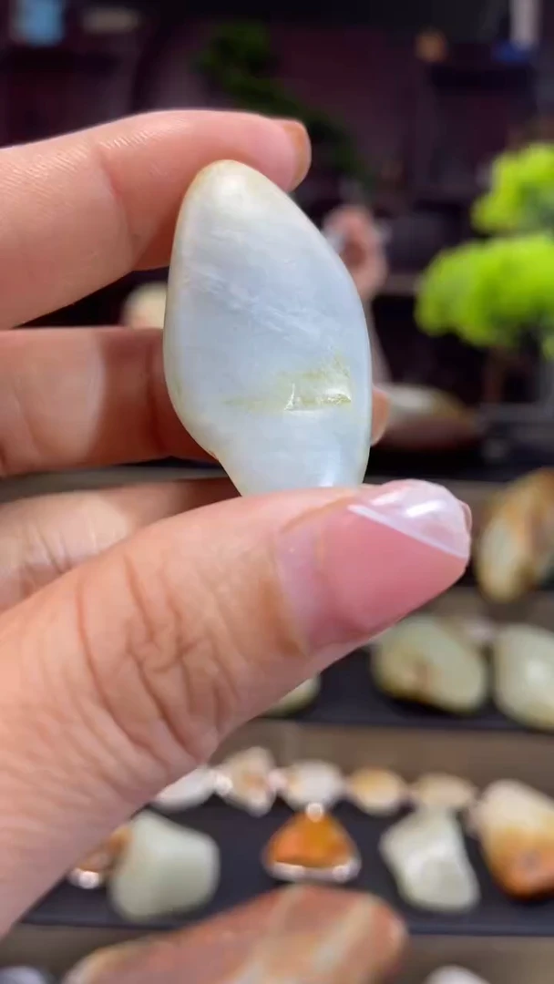 和田玉未镶嵌挂件和田玉吊坠挂件精美