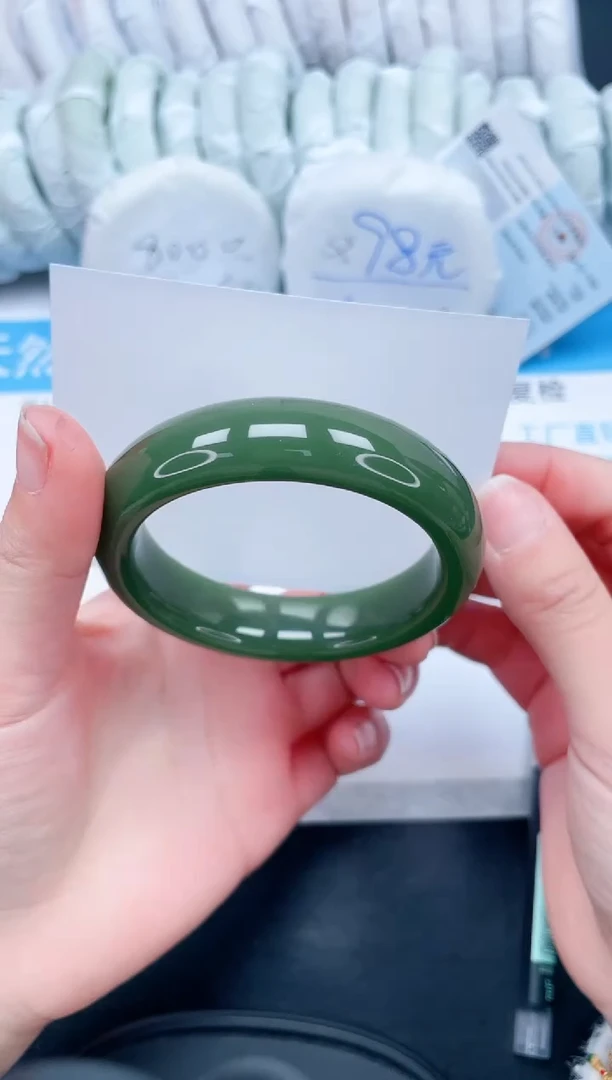 【闪购商品】石英质玉手镯未镶嵌29-57