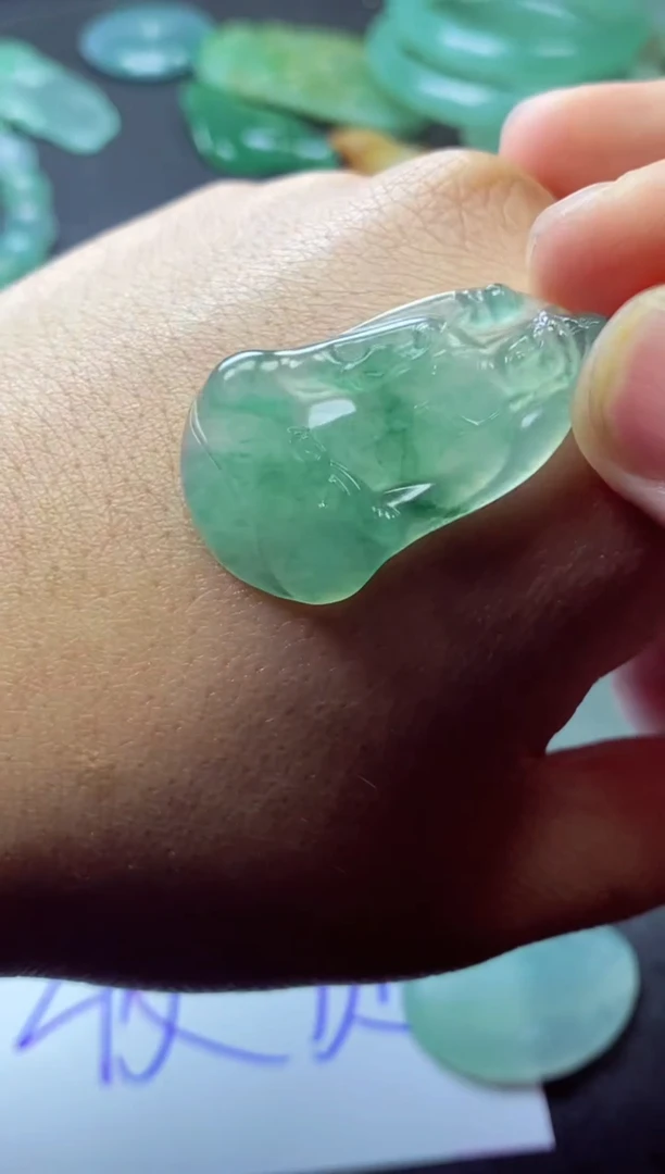 未镶嵌定制翡翠1***洋1爱洋洋