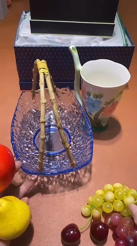 瓷片品牌 包包香水眼镜手表护肤品@@1