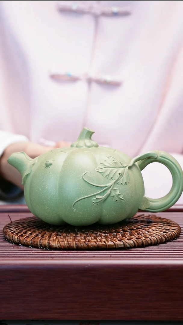 茶壶紫砂原矿豆青泥   薄胎花器【南瓜壶】 375cc   张洪法全手工