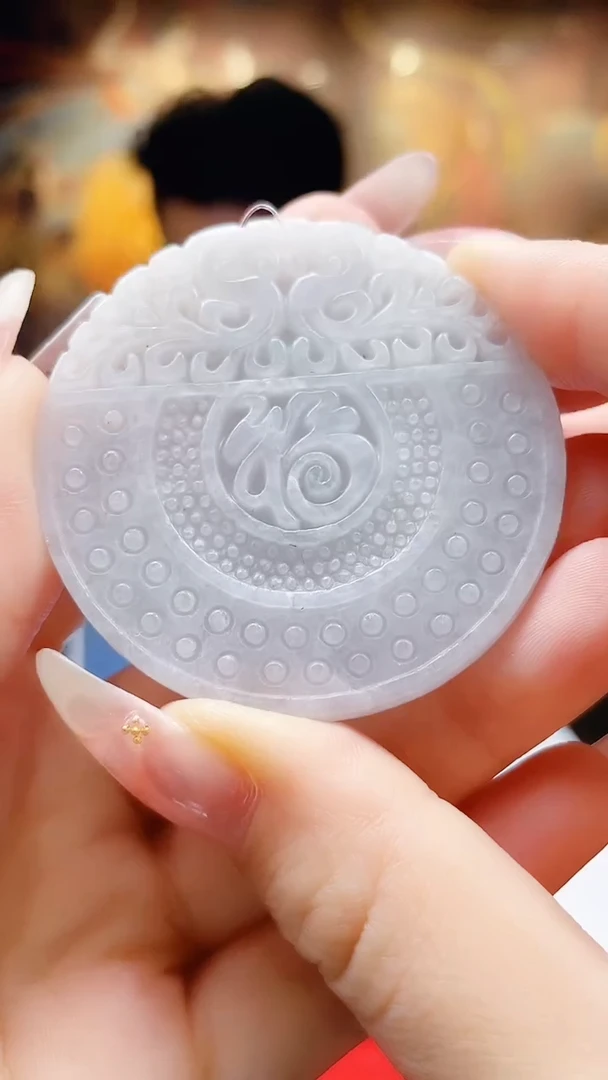 颈饰未镶嵌翡翠多样性发其一