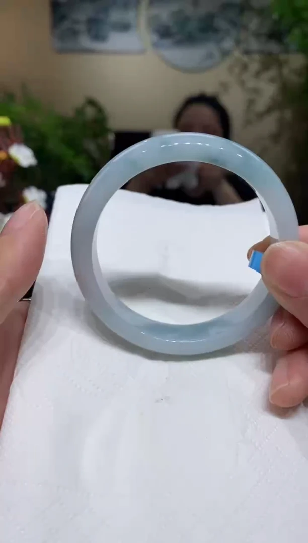 翡翠手镯未镶嵌翡翠53.7
