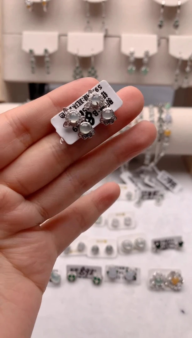 【闪购商品】翡翠耳饰银S925镶嵌1号