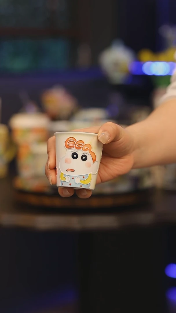 【闪购商品】摆件景德镇釉下彩绘设计师款式陶瓷