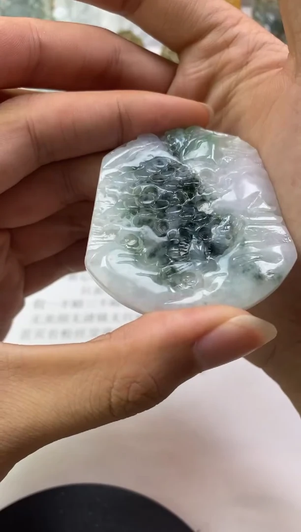 颈饰未镶嵌翡翠糖*天然翡翠