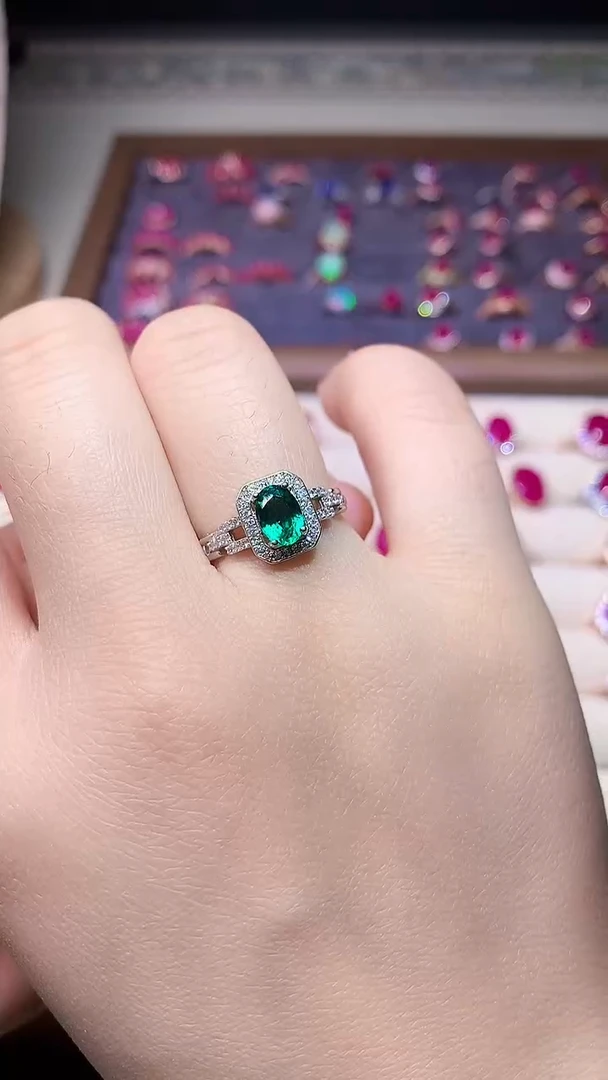 【闪购商品】祖母绿戒指银S925镶嵌000