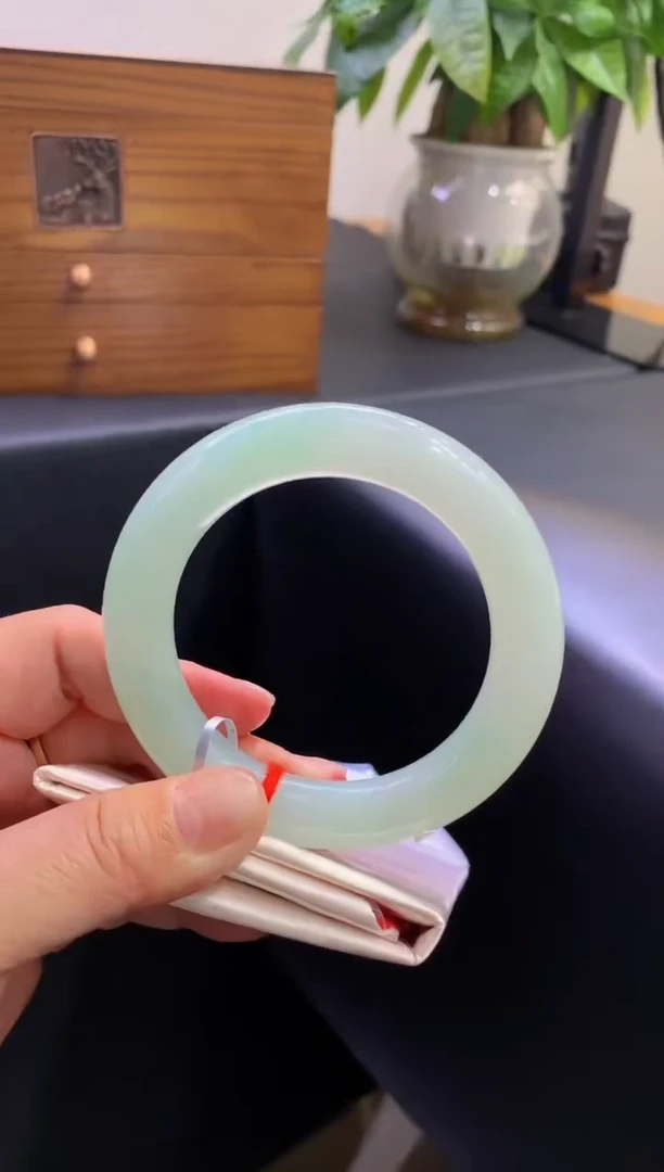 未镶嵌手镯翡翠翡翠手镯L84