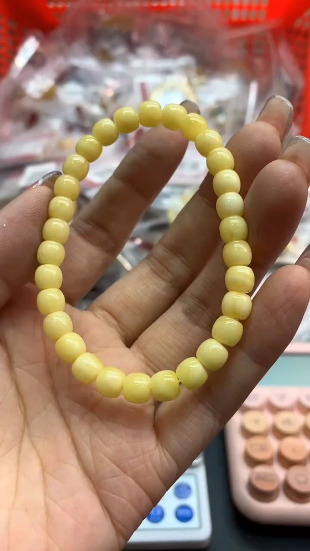 未镶嵌琥珀珠宝奇石1154