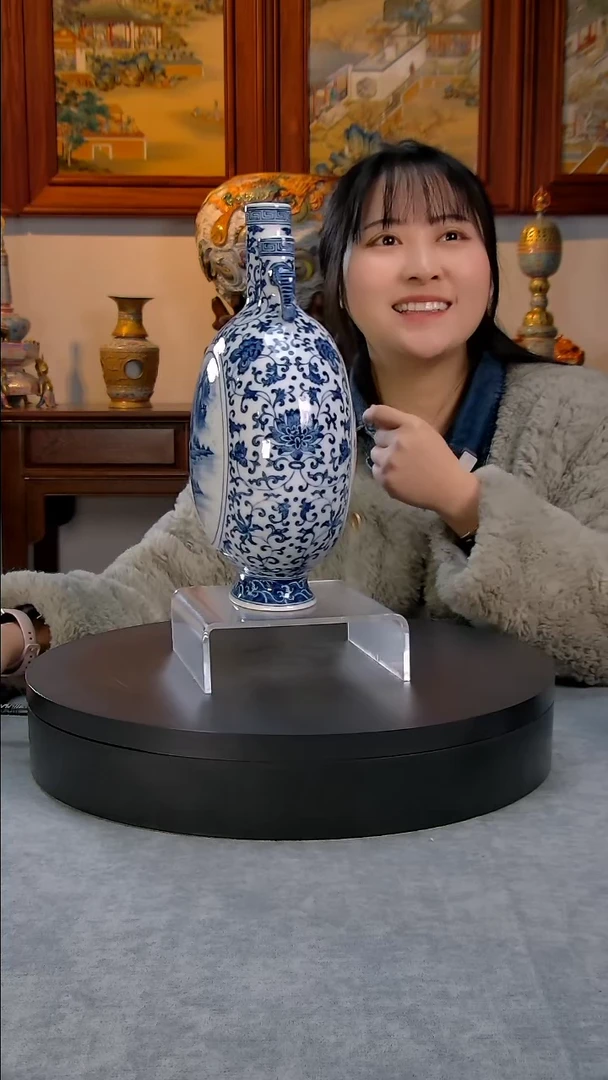 【闪购商品】抱月山水瓶抱月山水瓶