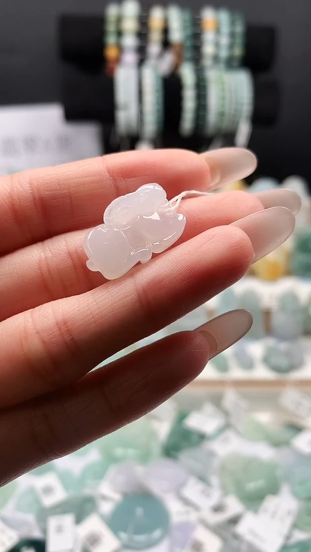 吊坠(不含链)未镶嵌翡翠60山羊